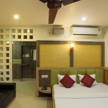Hotel Dream City Guwahati Dış mekan fotoğraf